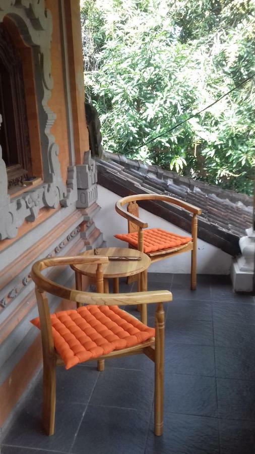 Shalana Homestay- Formerly Teka Teki House Семиньяк Экстерьер фото